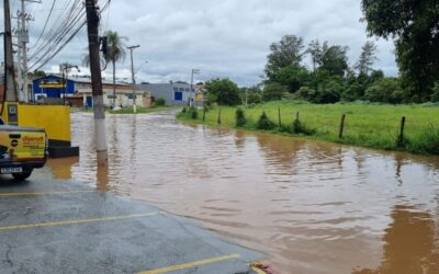 Com mais 170mm de chuvas registrados em 3 dias, Prefeitura tem força-tarefa em assistência às famílias