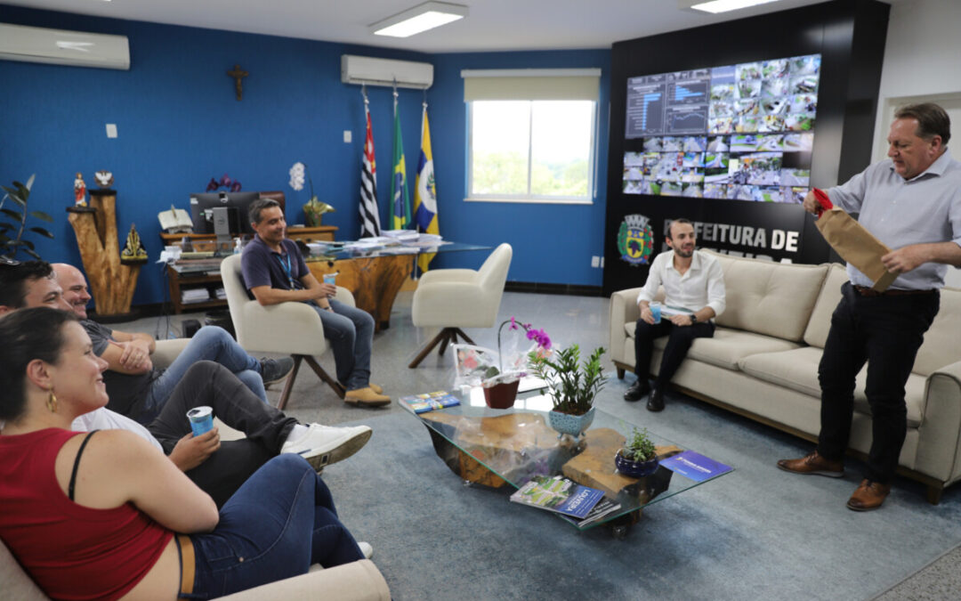 Prefeitura apoia encontro de produtores de uva e vinho